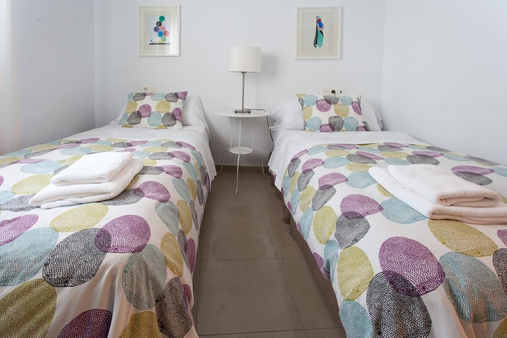 Apartamentos Diaber San Leandro Sevilla Pokoj fotografie