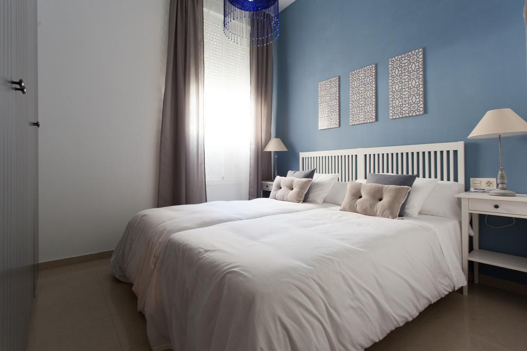 Apartamentos Diaber San Leandro Sevilla Pokoj fotografie