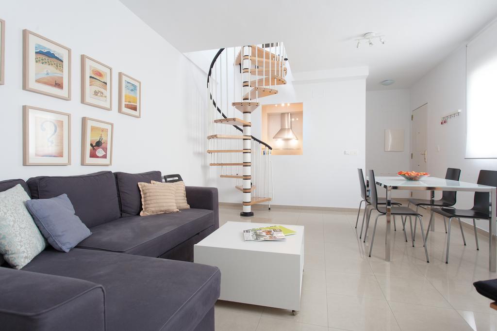 Apartamentos Diaber San Leandro Sevilla Pokoj fotografie